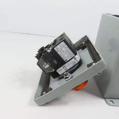 Hoffman E1PBX Nema 12, 13 Pushbutton Enclosure W/ Allen Bradley 800TC-QBH2A