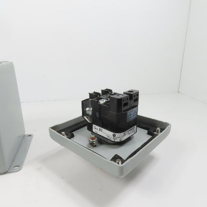 Hoffman E1PBX Nema 12, 13 Pushbutton Enclosure W/ Allen Bradley 800TC-PB16A