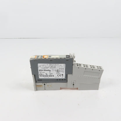 Allen Bradley 1734-OW2 Ser C Relay Output Module 3.011 W/1734-RTB & 1734-MB Base