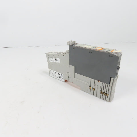 Allen Bradley 1734-OW2 Ser C Relay Output Module 3.013 W/1734-RTB & 1734-MB Base
