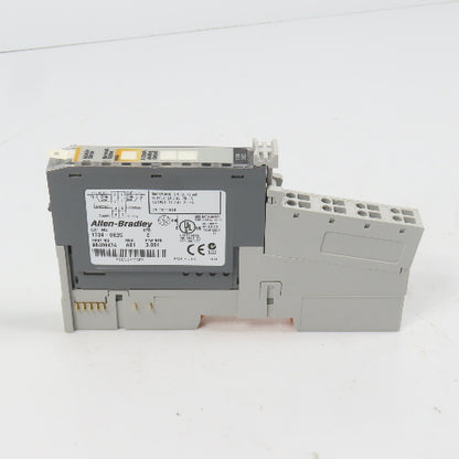 Allen Bradley 1734-OE2C Ser C Analog Output Module 3.004 W/1734-RTB&1734-MB Base