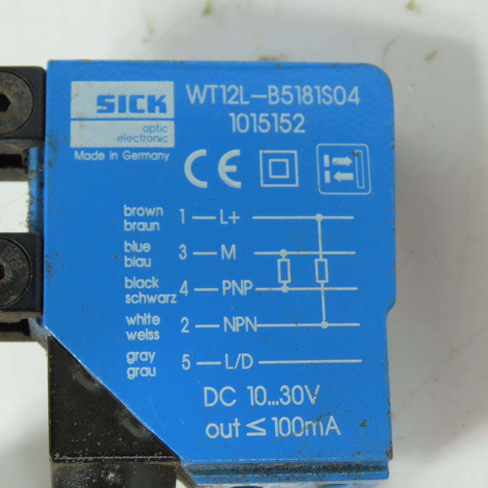 Sick 1015152 WT12L-B5181S04 Photoelectric Sensor 10-30VDC W/ Mounting Bracket