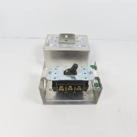 Hubbell HBL7810D 30A Manual Motor Controller Switch 20HP 600V W/ Enclosure