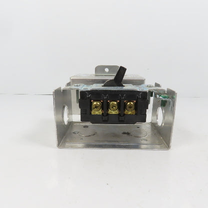 Hubbell HBL7810D 30A Manual Motor Controller Switch 20HP 600V W/ Enclosure