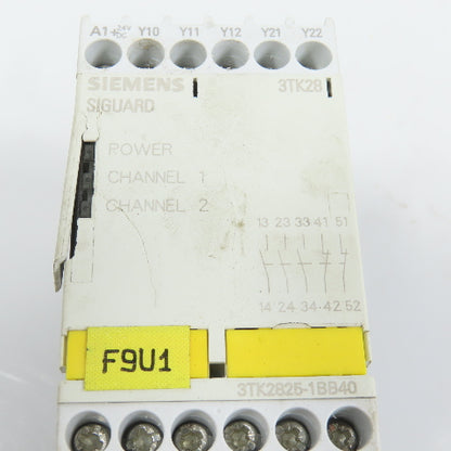 Siemens 3TK2825-1BB40 Siguard Safety Relay (Cracked Cover) 3TK28