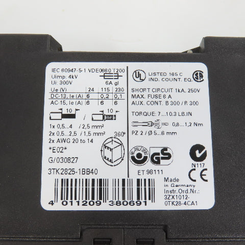 Siemens 3TK2825-1BB40 Siguard Safety Relay (Cracked Cover) 3TK28
