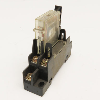 Omron G7T-1112S 240V Single Plug In Relay 24VDC Coil Duplex Socket Base Lot Of 5