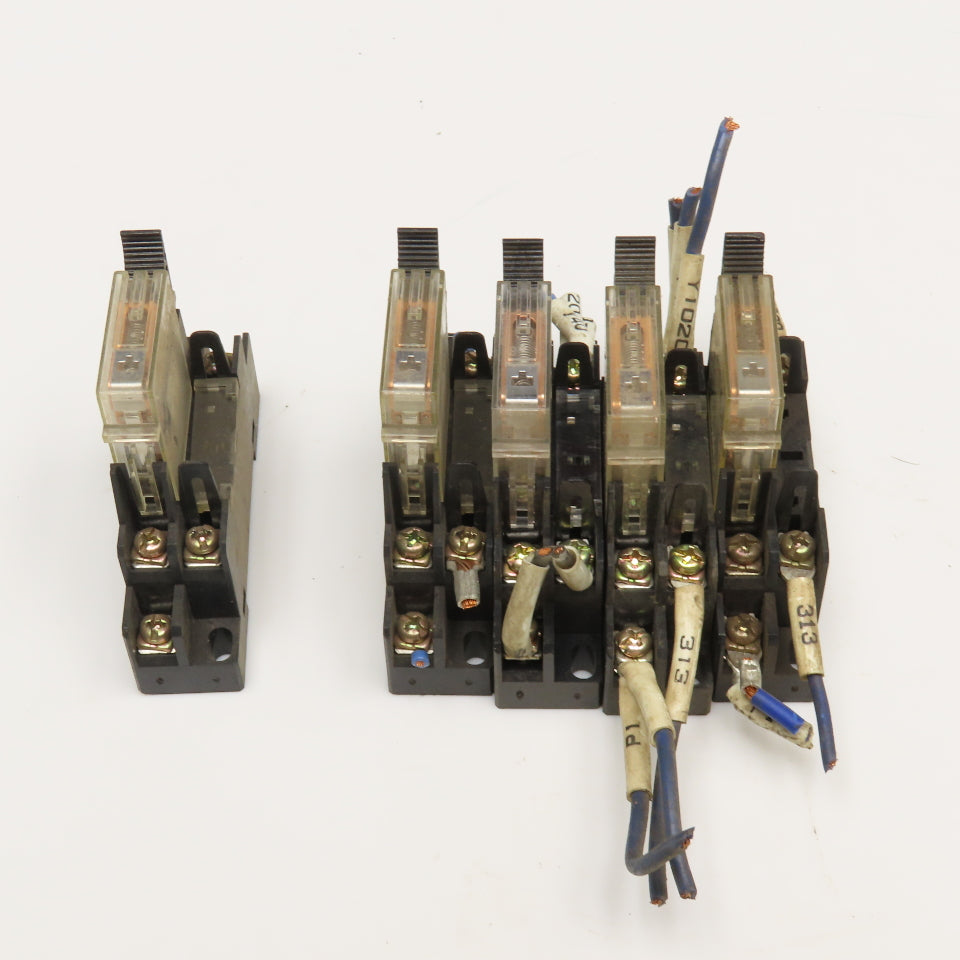 Omron G7T-1112S 240V Single Plug In Relay 24VDC Coil Duplex Socket Base Lot Of 5
