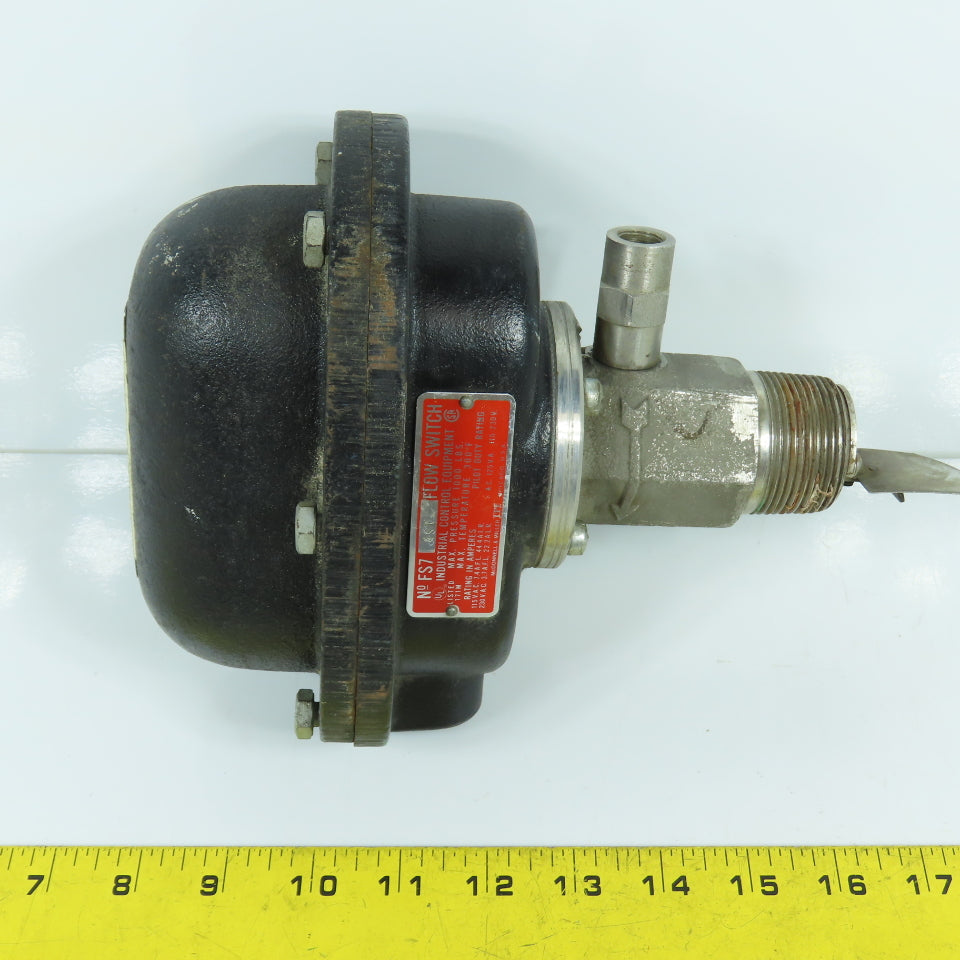 McDonnell & Miller FS7-4SV Flow Switch 115/230VAC 1000PSI Max 1-1/4" NPT