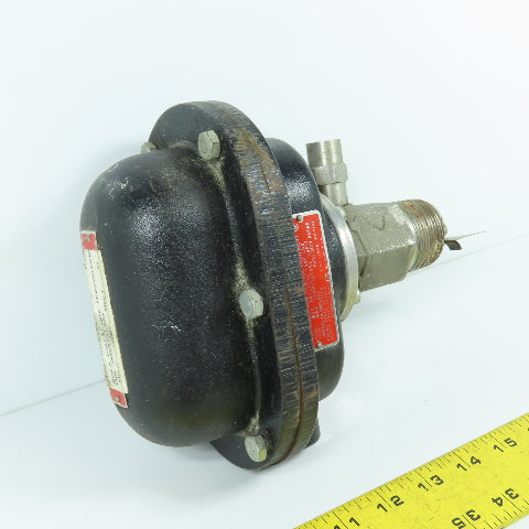 McDonnell & Miller FS7-4SV Flow Switch 115/230VAC 1000PSI Max 1-1/4" NPT