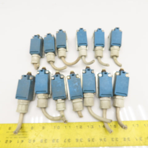Rittal SZ 2586 300VAC 250VDC N.C Door Switch Lot Of 13