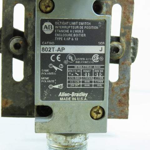 Allen Bradley 802T-AP Oiltight Limit Switch W/ 40146-747-63 Operator Head