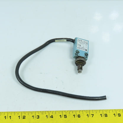 Telemecanique XCM F1035 Cam Roller Snap Action Limit Switch 500V