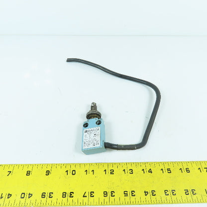 Telemecanique XCM F1035 Cam Roller Snap Action Limit Switch 500V