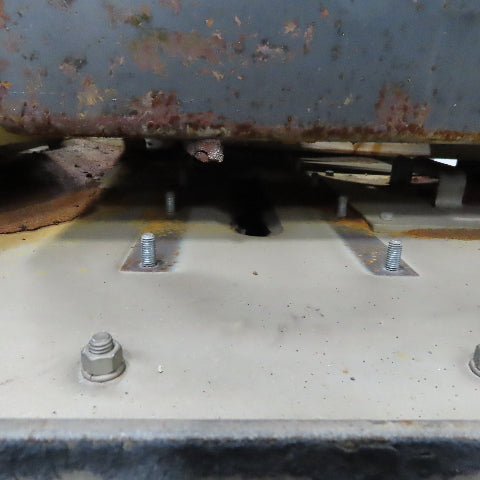 Engineered Abrasives 211" x 6" Vertical Bucket Elevator Conveyor 228FPM 2Hp 3Ph 230/460V