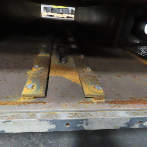 Engineered Abrasives 211" x 6" Vertical Bucket Elevator Conveyor 228FPM 2Hp 3Ph 230/460V