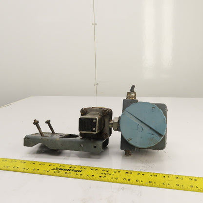 Foxboro 821GM-IS1NM2 Electronic Pressure Transmitter 4-20mA 60PSI W/ D0135ND