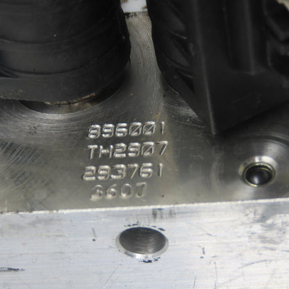 896001 TH2907 293761 Hydraulic Aluminum Valve Block From Cat ND3000-36V Forklift