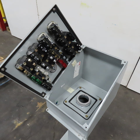 Hoffman E12SPBA 12-Hole Pushbutton Enclosure Pedestal Mounted Operator Station