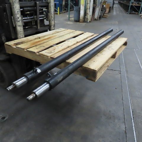 Caterpillar 1004942 3103415 Mast Lift Cylinder From Forklift ND3000-36V Set/2