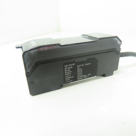 Keyence CZ-V21P Photoelectric Sensor Amplifier Unit 24VDC NEW