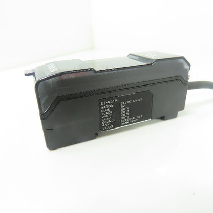 Keyence CZ-V21P Photoelectric Sensor Amplifier Unit 24VDC NEW