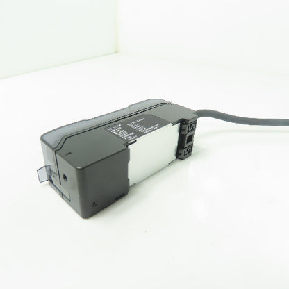 Keyence CZ-V21P Photoelectric Sensor Amplifier Unit 24VDC NEW