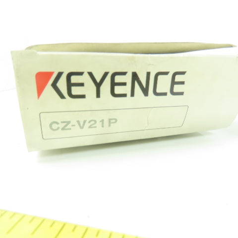 Keyence CZ-V21P Photoelectric Sensor Amplifier Unit 24VDC NEW