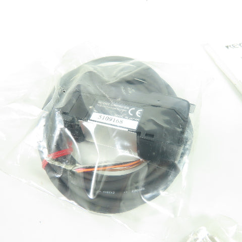 Keyence CZ-V21P Photoelectric Sensor Amplifier Unit 24VDC NEW