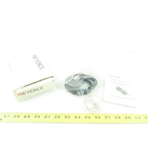 Keyence CZ-V21P Photoelectric Sensor Amplifier Unit 24VDC NEW