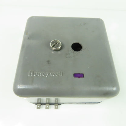 Honeywell RA890F 1288 Protectorelay Solid State Flame Detector 120V 50/60Hz
