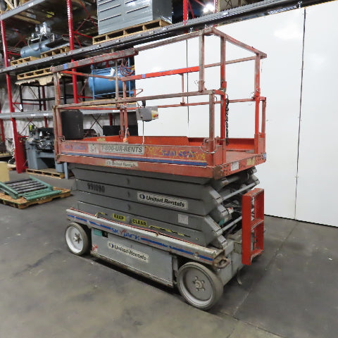 Skyjack SJIII4632 24V Man Lift Scissor Lift 32' Height 700Lb Capacity 547 Hr.