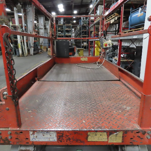 Skyjack SJIII4632 24V Man Lift Scissor Lift 32' Height 700Lb Capacity 547 Hr.