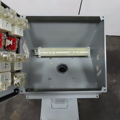 Hoffman E20PBA Pedestal Mounted Operator Station 20-Hole Pushbutton Enclosure