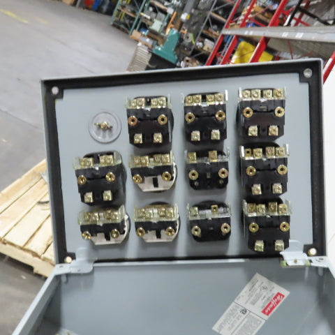 Hoffman E12SPBA Pedestal Mounted Operator Station 12-Hole Pushbutton Enclosure