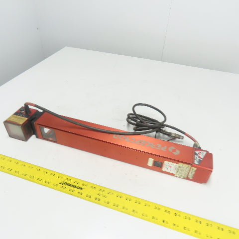 Perceptron 917-3019 Digital Surface Sensor W/ 515-0095 Tri-lite LED Flood