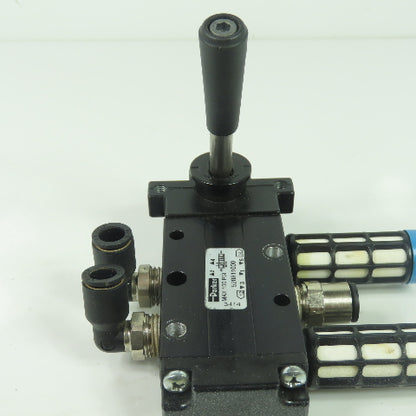 Parker 520811000 Manual Air Control Valve 4-Way 2-Position 1/4" 150PSI