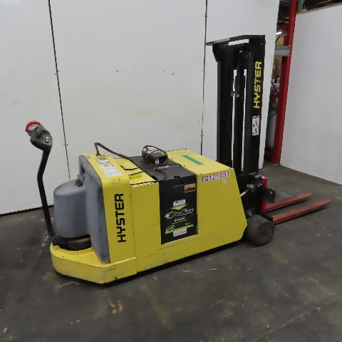 Hyster W40ZC 4000 Lb 24V Walkie High Lift Pallet Stacker 100" Lift -2020 Battery