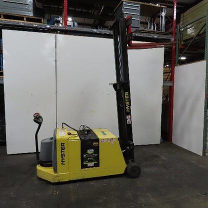Hyster W40ZC 4000 Lb 24V Walkie High Lift Pallet Stacker 100" Lift -2020 Battery