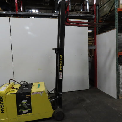 Hyster W40ZC 4000 Lb 24V Walkie High Lift Pallet Stacker 100" Lift -2020 Battery