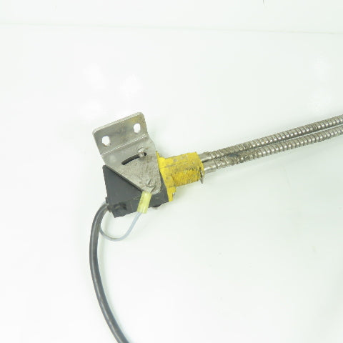 Nordson 131476B Photoelectric Sensor Diffuse Mode 10-30VDC 150mA