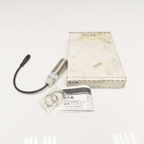 Eaton E58-30TD250-GLP Thru Beam Photoelectric Sensor 15-30VDC