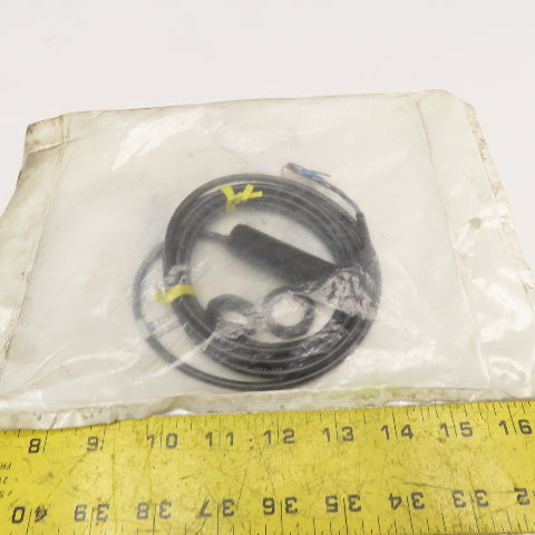 Allen Bradley 872CP-N8NP18-E2 Inductive Proximity Sensor 10-30VDC