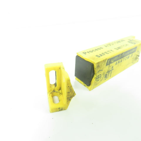 BTI ANATOM-S Process ACOTOM2 Safety Switch Transmitter Lot of 2