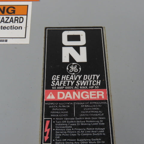 General Electric 60A Heavy Duty Safety Disconnect Switch 600V AC Fusible