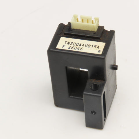 TN300A4VB15A F 26046 Panasonic Robot Current Sensor Transformer YA-1Q