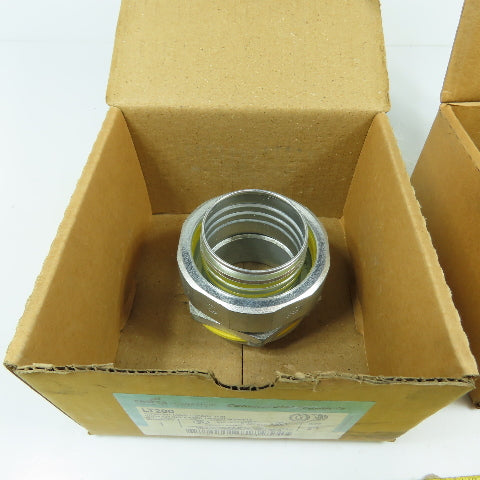 Crouse-Hinds LT20090 2" 90° Male Conduit Connector & LT200 Straight Lot/2