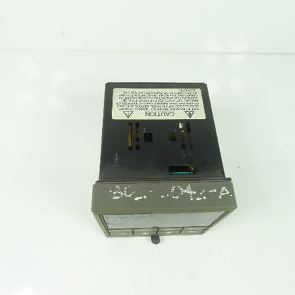 Honeywell DC200H-2-000-1F0000-0 UDC2000 Mini-Pro Digital Controller Rev 1 120VAC