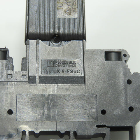 Phoenix TCP 4.0A Thermal Device Circuit Breaker W/ UK 6-FSI/C Base Lot Of 3