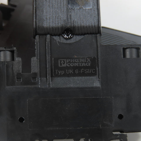 Phoenix TCP 8.0A Thermal Device Circuit Breaker W/ UK 6-FSI/C Base Lot Of 2
